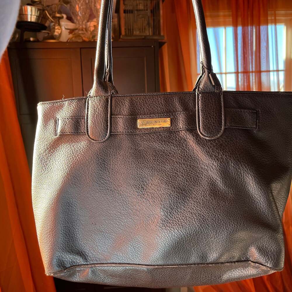 london fog purse Black